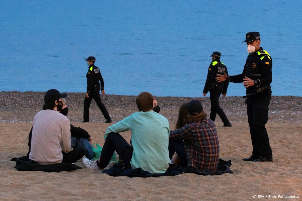 Langer avondklok in Salou, Sitges en Barcelona