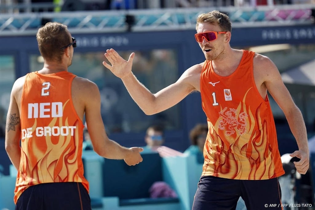 Beachvolleyballers Boermans en De Groot openen Spelen met zege  