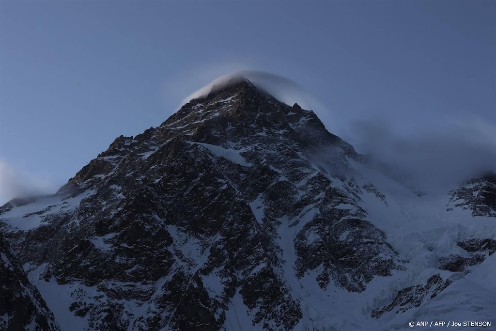 Franse bergbeklimmer bereikt top van K2 in recordtijd