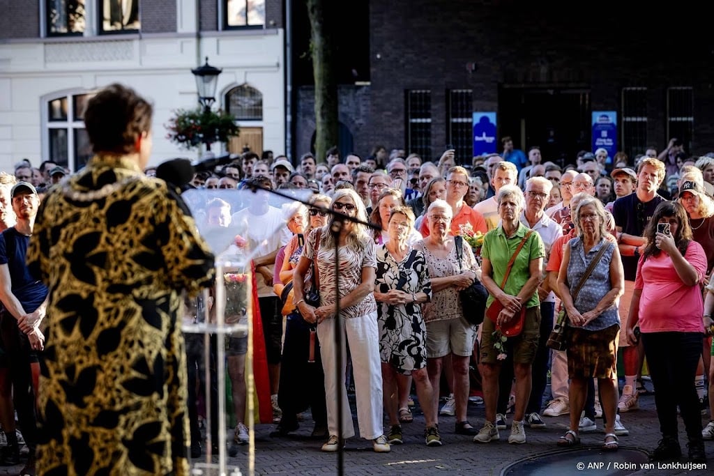 Honderden bij Utrechtse herdenking voor slachtoffers Berlijn
