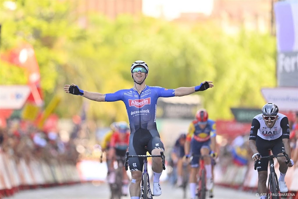 Etappewinnaar Groves blij met 'superagressieve' ploeg in Vuelta