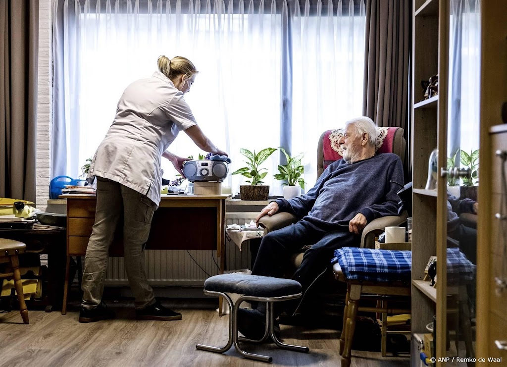 NZa: onduidelijk of mensen thuis goede langdurige zorg krijgen
