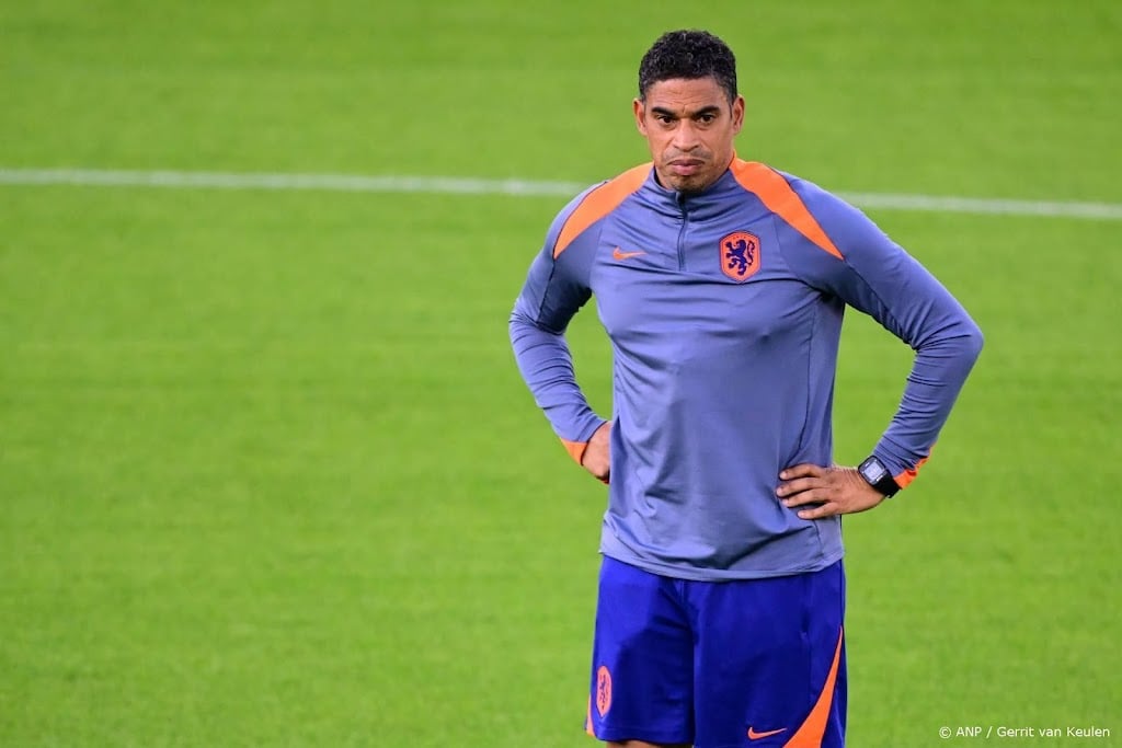 Reiziger begint EK-kwalificatie Jong Oranje met twaalf debutanten