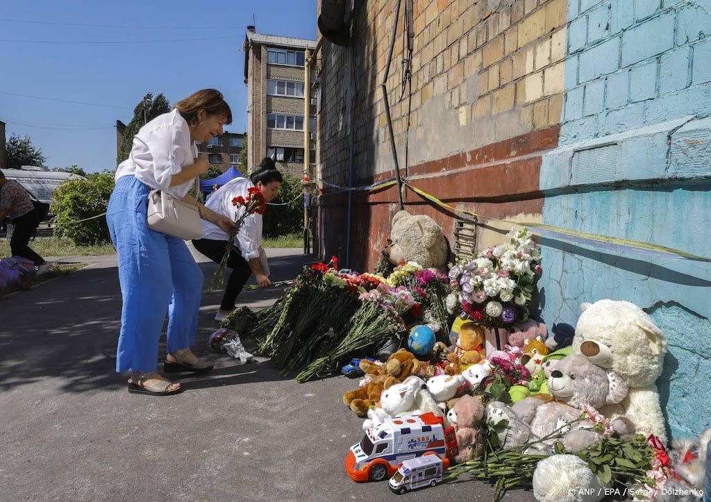 Reddingswerkers ronden berging na grote aanval Kyiv af: 25 doden