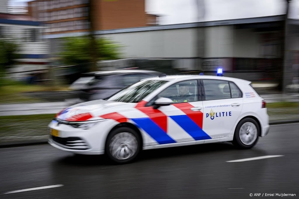Vrouw zwaargewond na val van balkon in Eindhoven, man vast