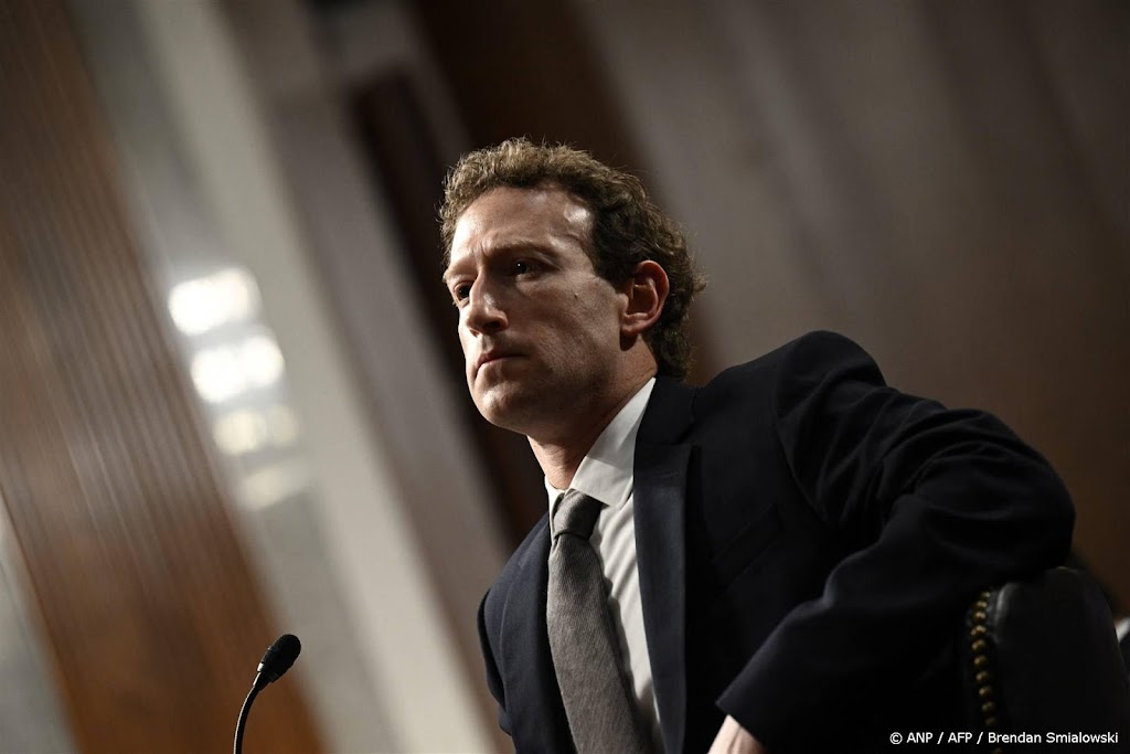 Zuckerberg treedt toe tot exclusieve 200 miljard dollar-club