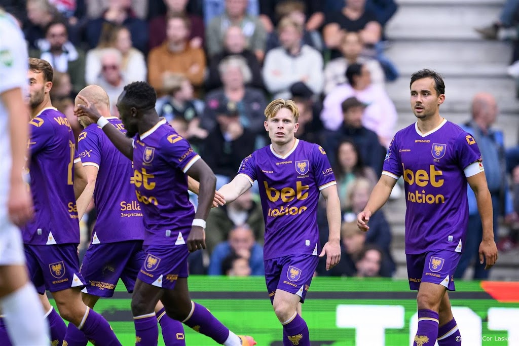 Invallers bezorgen Go Ahead Eagles uitzege op FC Groningen