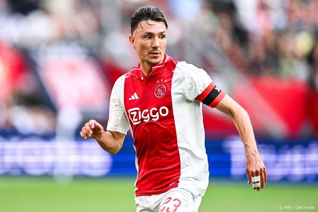 Ajax verwacht Berghuis na de interlandperiode terug 