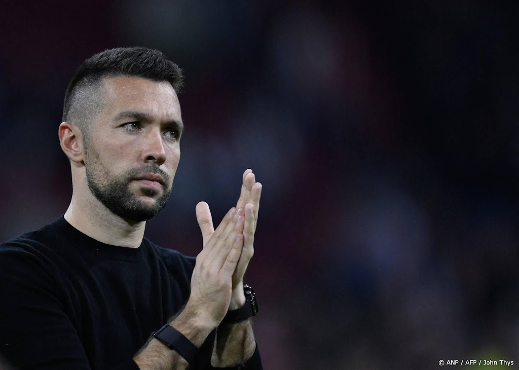 Trainer Farioli ziet Ajax een beetje progressie maken