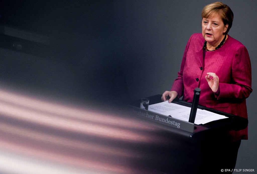 Merkel waarschuwt voor zware wintermaanden in Duitsland