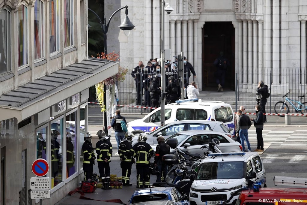 Bron: drie doden en zes gewonden bij aanslag in Nice