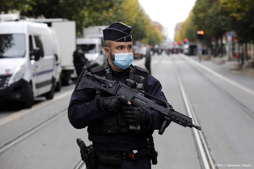Mogelijke aanslagpleger aangehouden bij Parijs