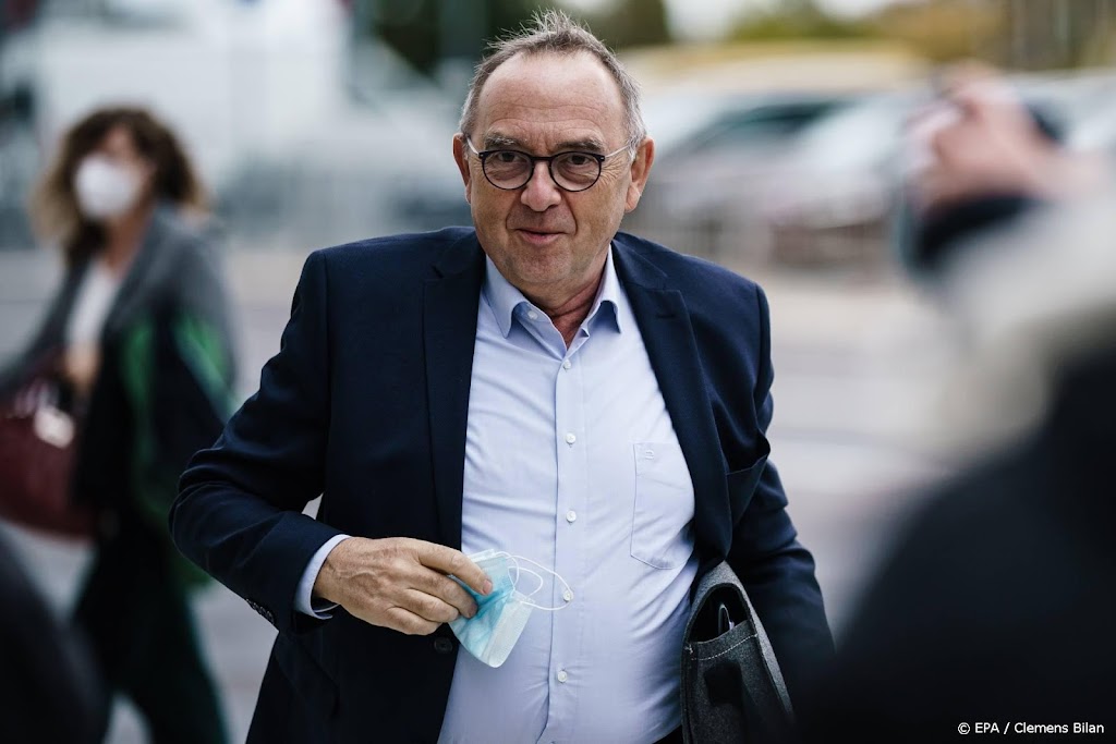 Medevoorzitter Duitse SPD stopt na partijcongres in december