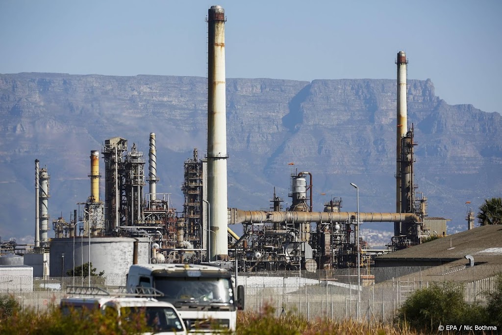 Miljardenwinsten voor oliebedrijven Chevron en ExxonMobil 