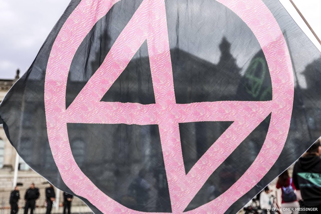 Extinction Rebellion protesteert tegen fossiele financiering ING