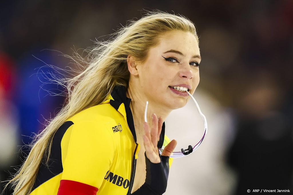Schaatsster Leerdam blijft Kok op 500 meter in Thialf net voor