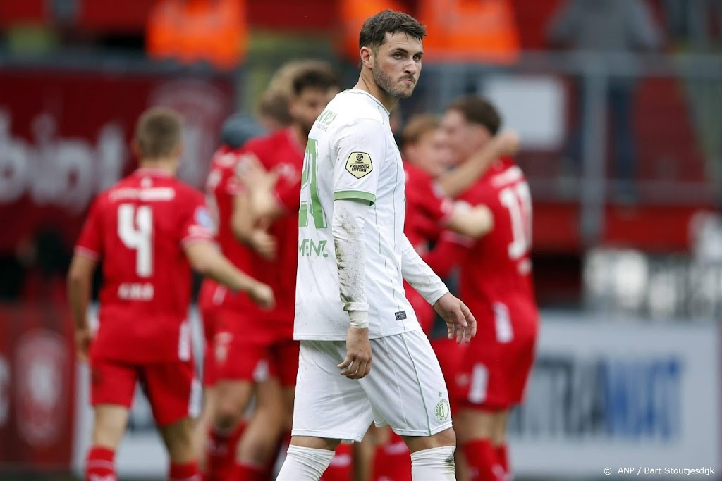 Feyenoord lijdt tegen FC Twente eerste nederlaag in Eredivisie