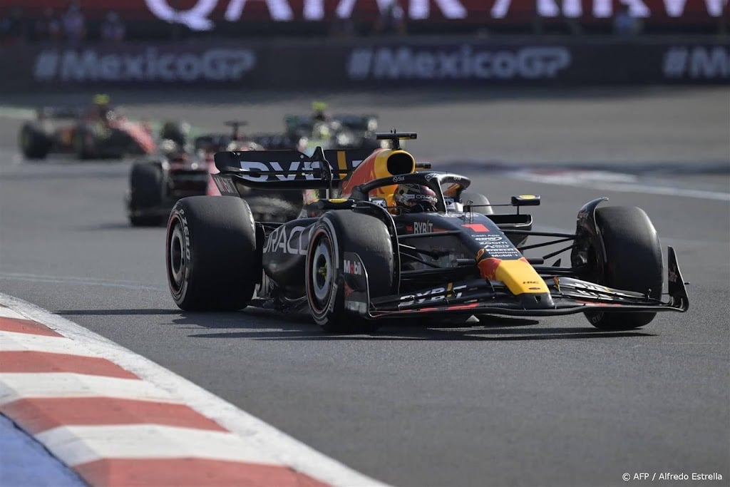 Verstappen breekt in Mexico record met zestiende seizoenszege