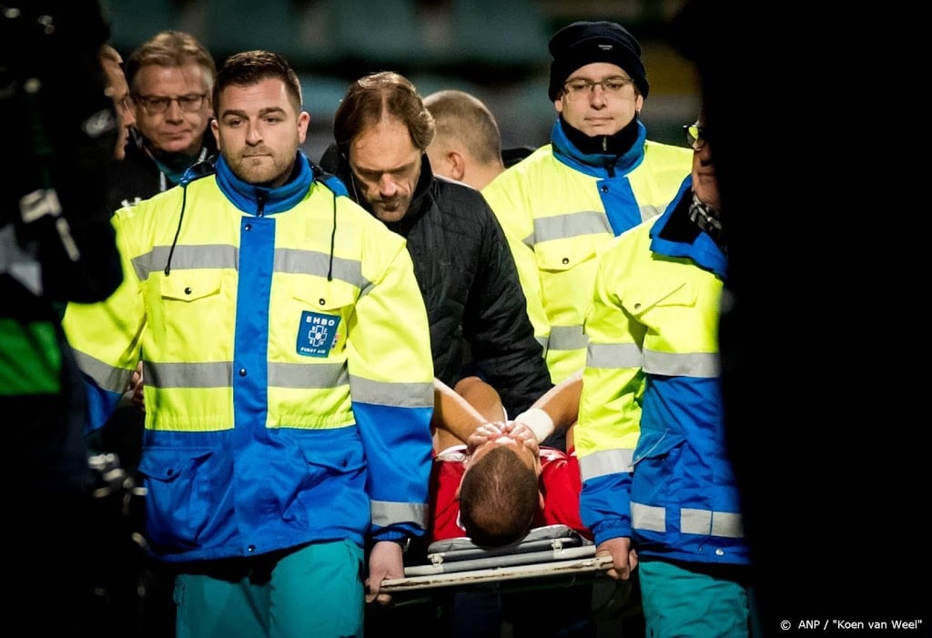 Einde seizoen voor AZ-verdediger Hatzidiakos