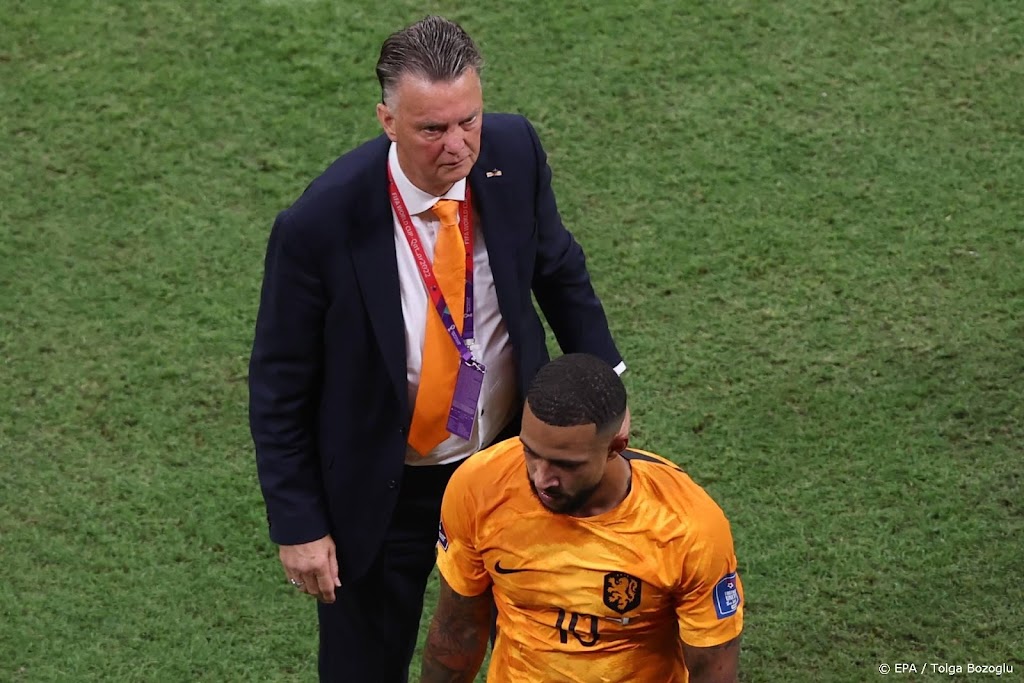 Bondscoach Van Gaal ziet Depay het verschil maken