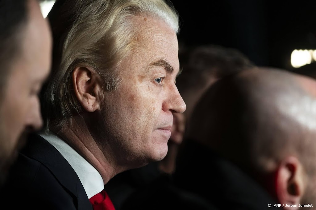 Wilders als eerste bij verkenner Plasterk