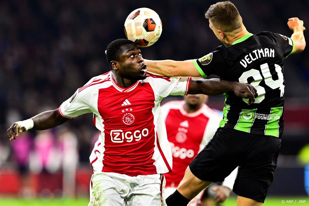 Ajax met Brobbey en zonder Sutalo en Vos naar Marseille