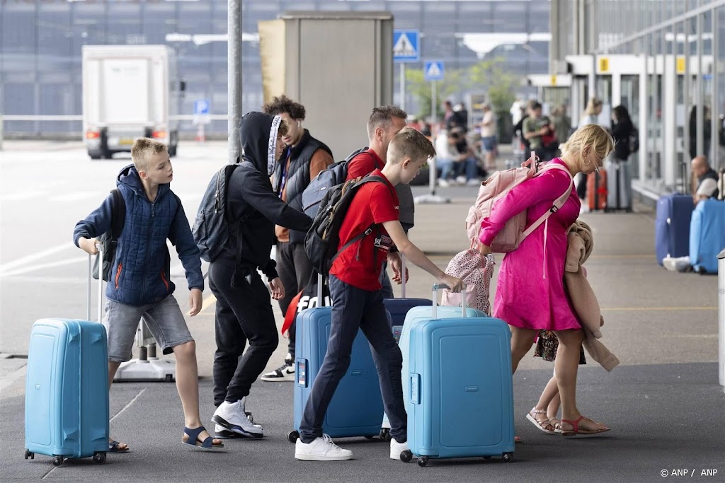 Europese Commissie wil na coronacrisis meer rechten reiziger
