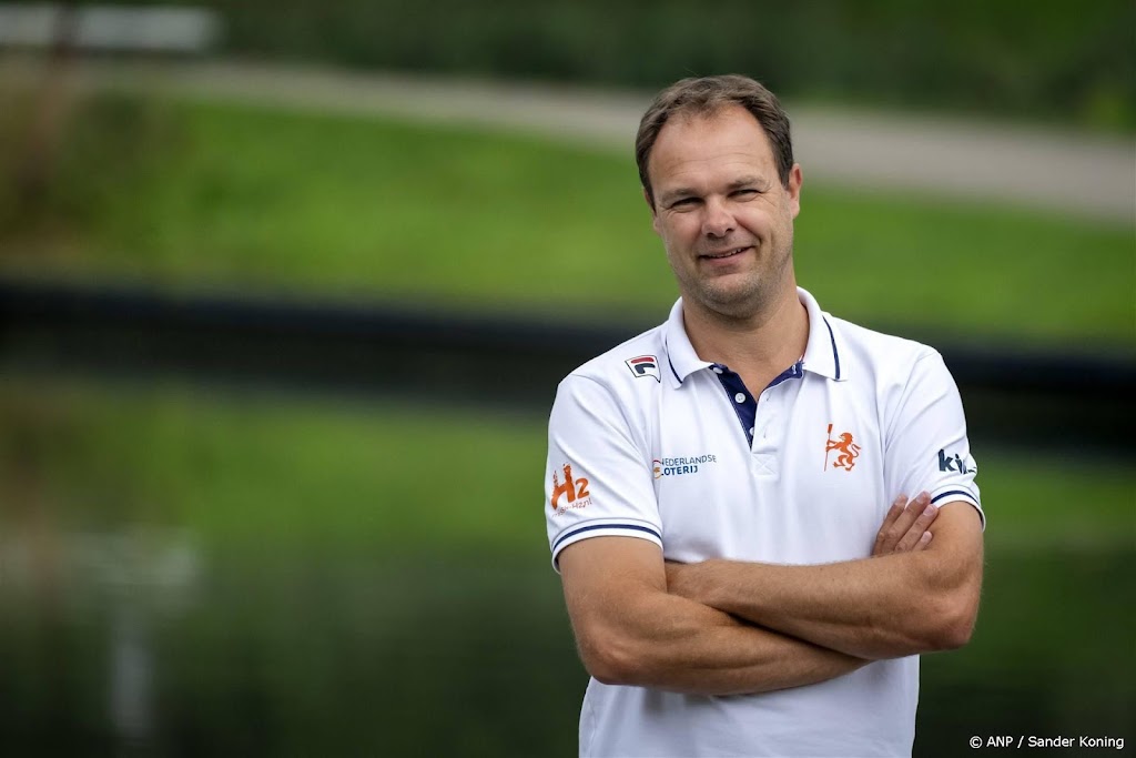 Meenhorst stopt als hoofdcoach Nederlandse roeien