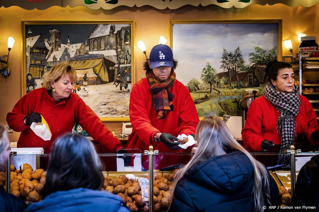 Bakkers: Nederlanders eten net zoveel oliebollen als vorig jaar