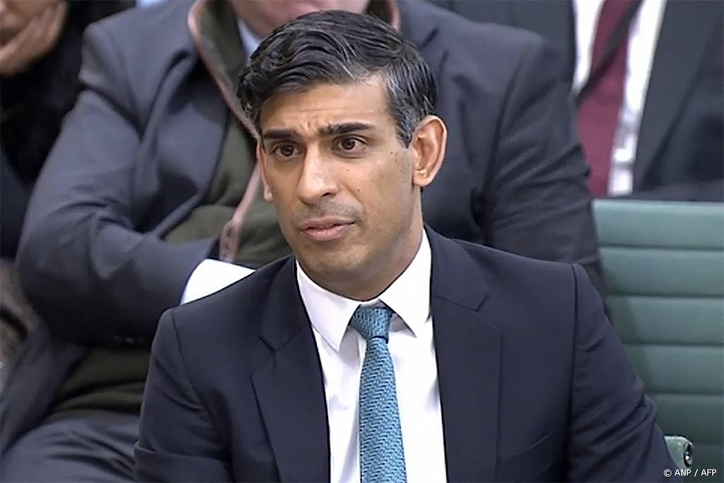 Britse premier na aanval op Oekraïne: we laten Poetin niet winnen