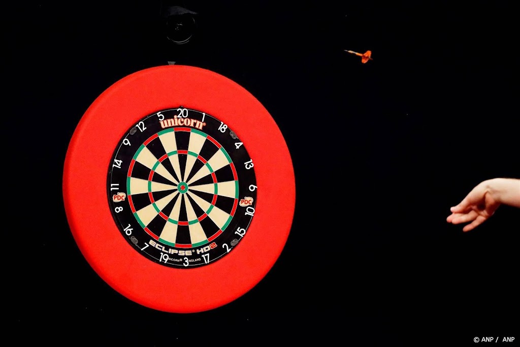 Darter Van Peer onderuit tegen Heta op WK
