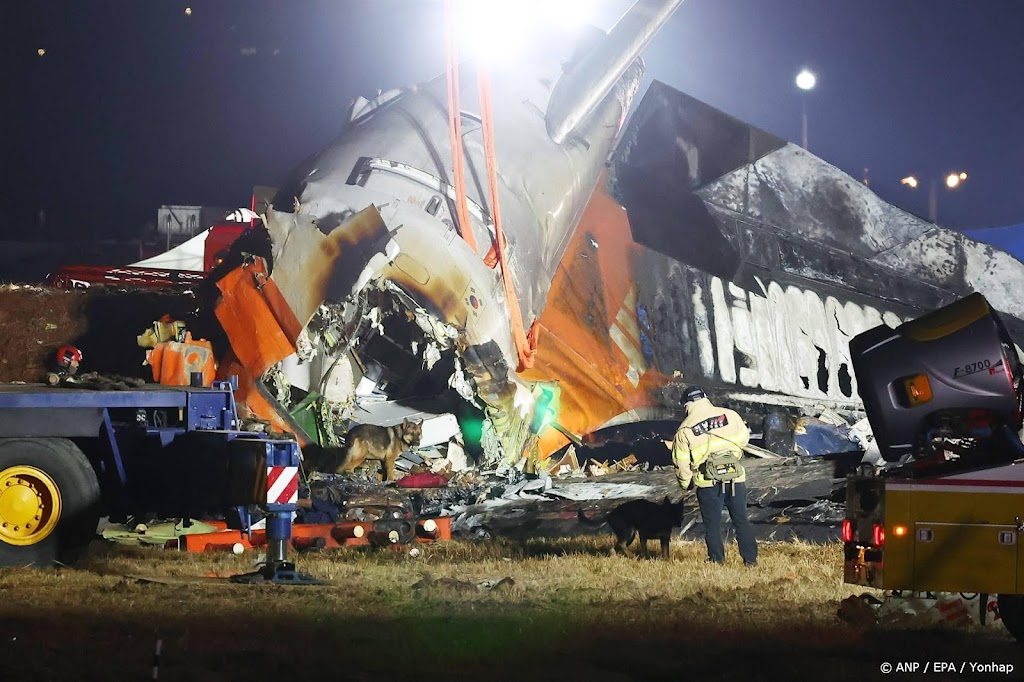 Zwarte dozen geborgen na crash passagiersvliegtuig in Zuid-Korea