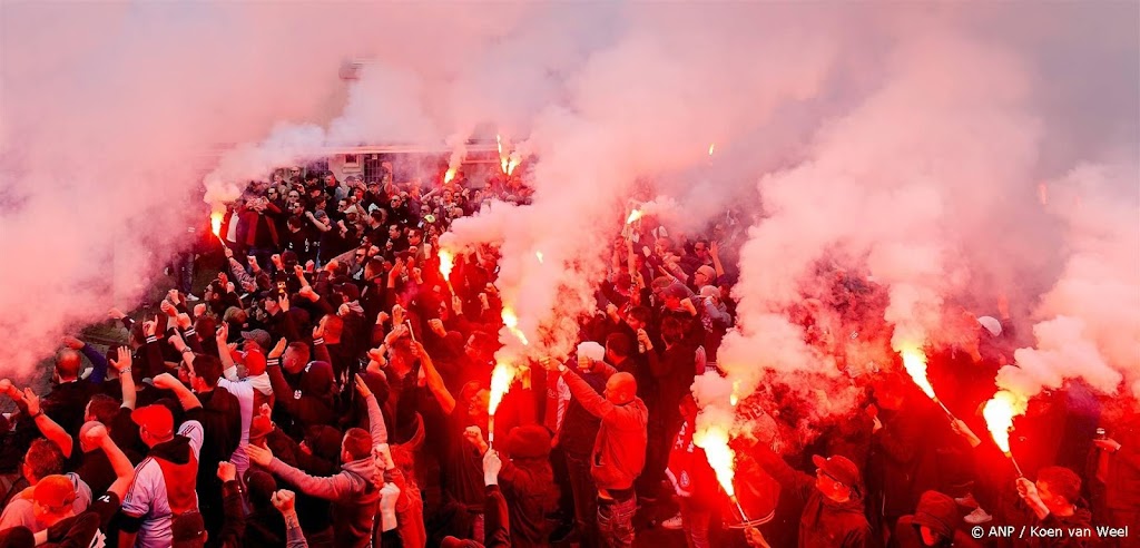 Fanclub Ajax wil verbod op bezoeken bekerduel bij AZ aanvechten