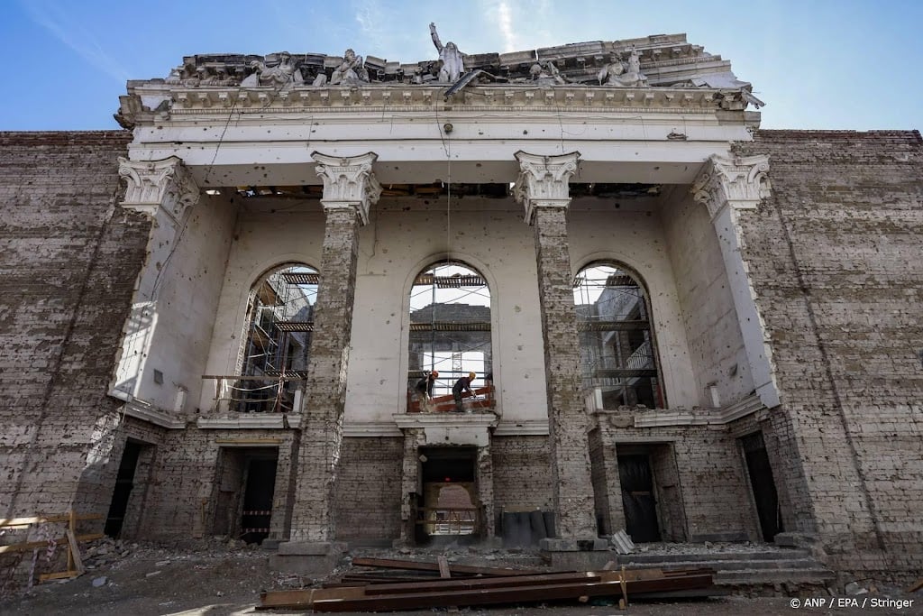 Theater in bezet Marioepol heropend na verwoestend bombardement