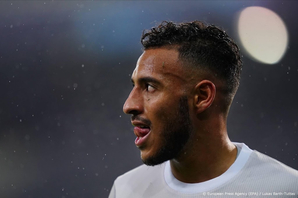 Bayern München beboet Tolisso voor tatoeage in coronatijd