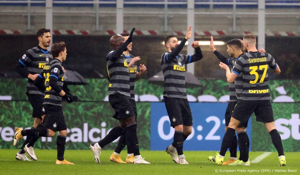Inter na ruime zege op Benevento weer op 2 punten van AC Milan