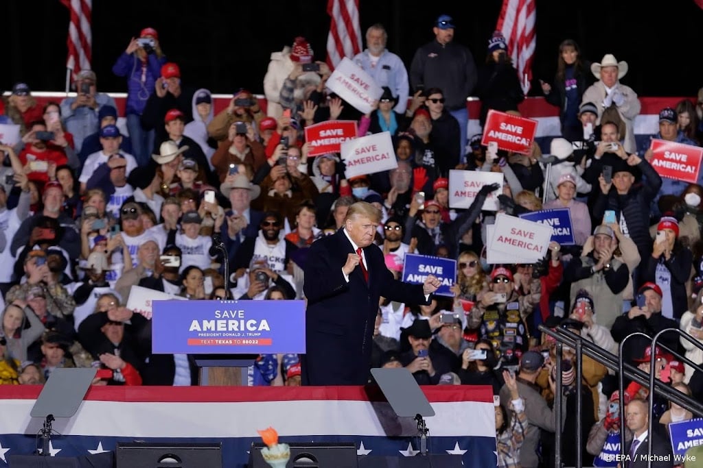 Trump wil als president bestormers Capitool gratie verlenen