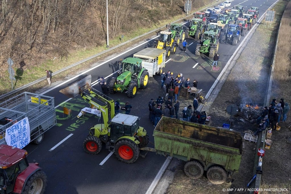 Actie Belgische boeren zorgt voor vertraging E19 Breda-Antwerpen