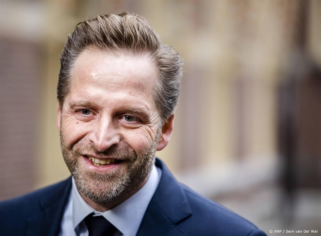 De Jonge: geen sprake van verkoopgolf door woningbeleggers