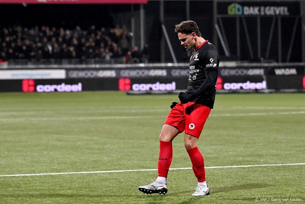 FC Utrecht versterkt zich met Deense linksbuiten Okkels  