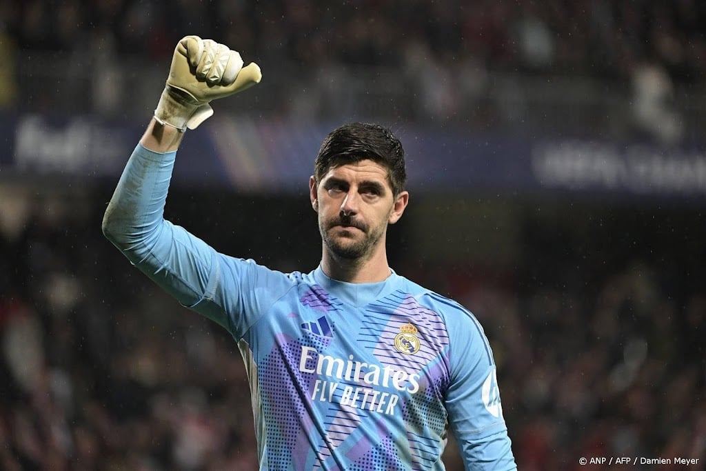 Doelman Courtois ziet terugkeer bij de Rode Duivels wel zitten