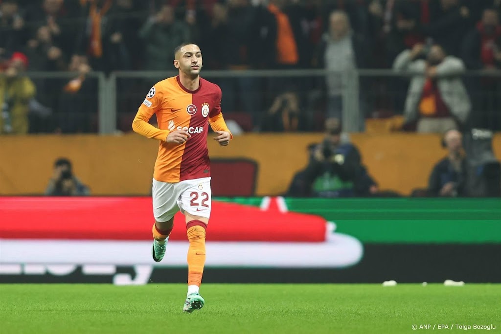 Oud-Ajacied Ziyech vervolgt loopbaan in Qatar bij Al Duhail