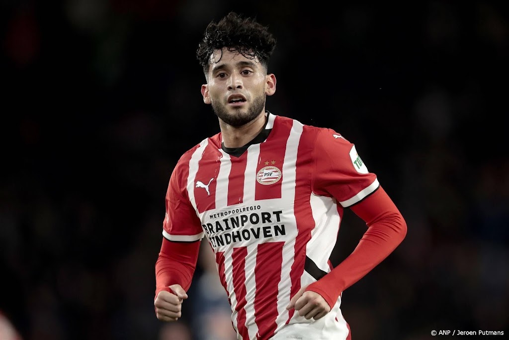 PSV-spits Pepi met knieblessure voorlopig aan de kant