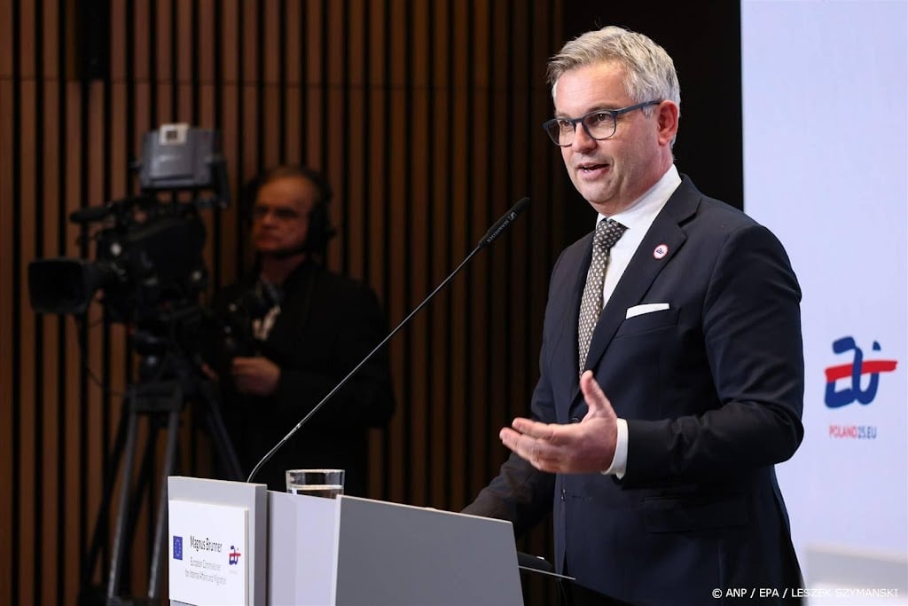 Afdwingen terugkeer asielzoekers moet in hele EU hetzelfde zijn