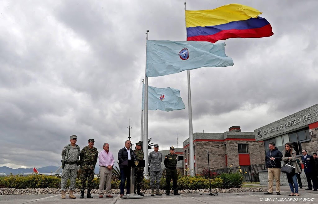 Colombiaanse guerrillabeweging roept 'coronabestand' uit