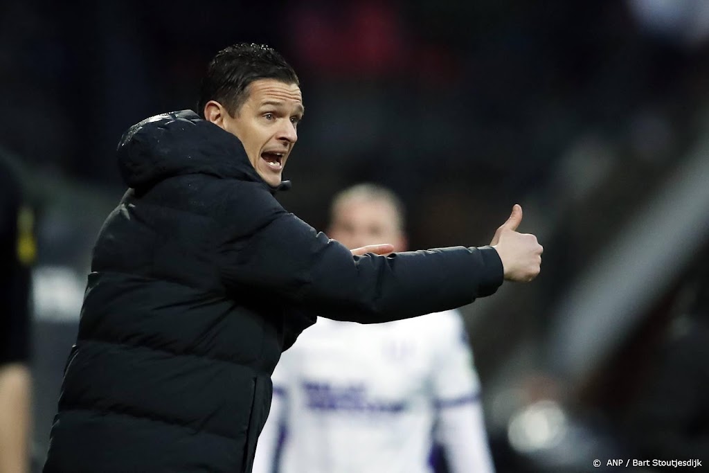 Meijer jaar langer trainer van NEC