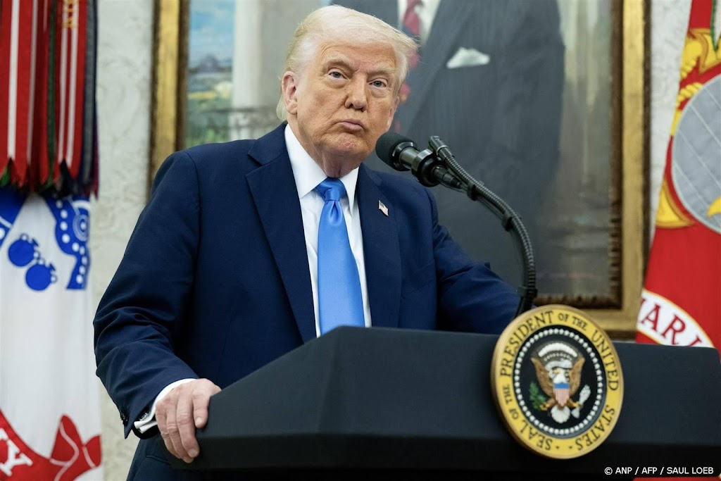 Trump sluit derde termijn als president niet uit