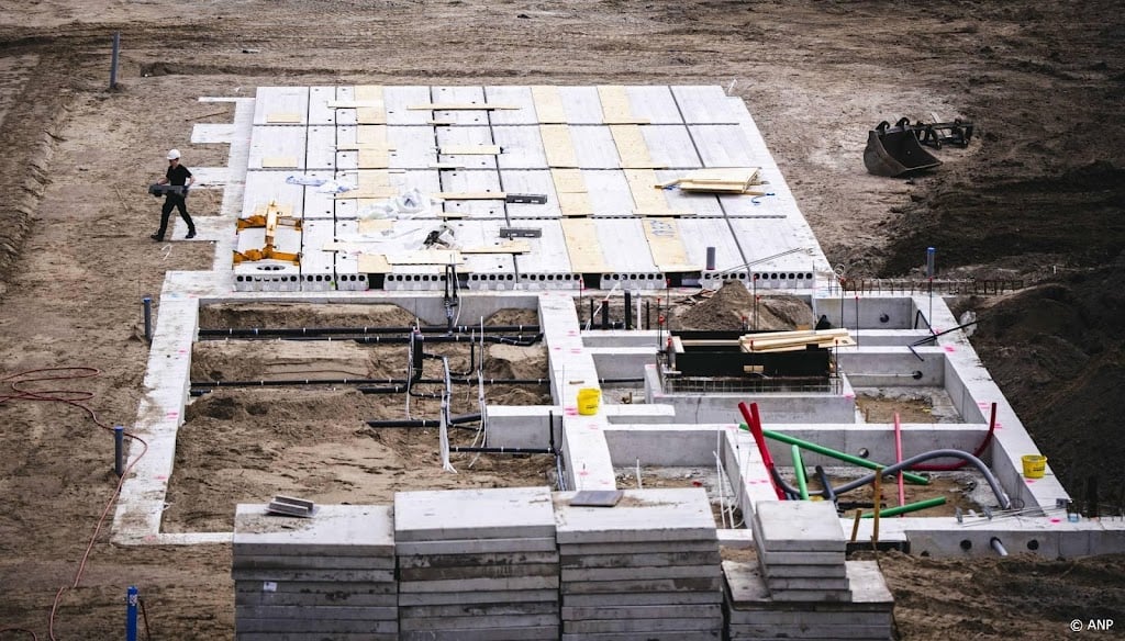 Man (48) overleden bij bedrijfsongeval op bouwplaats Zaandam