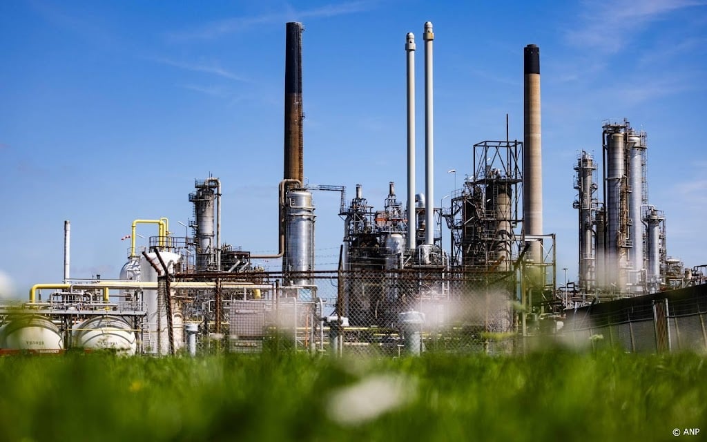 Raffinaderijen produceren meer diesel en kerosine door krapte