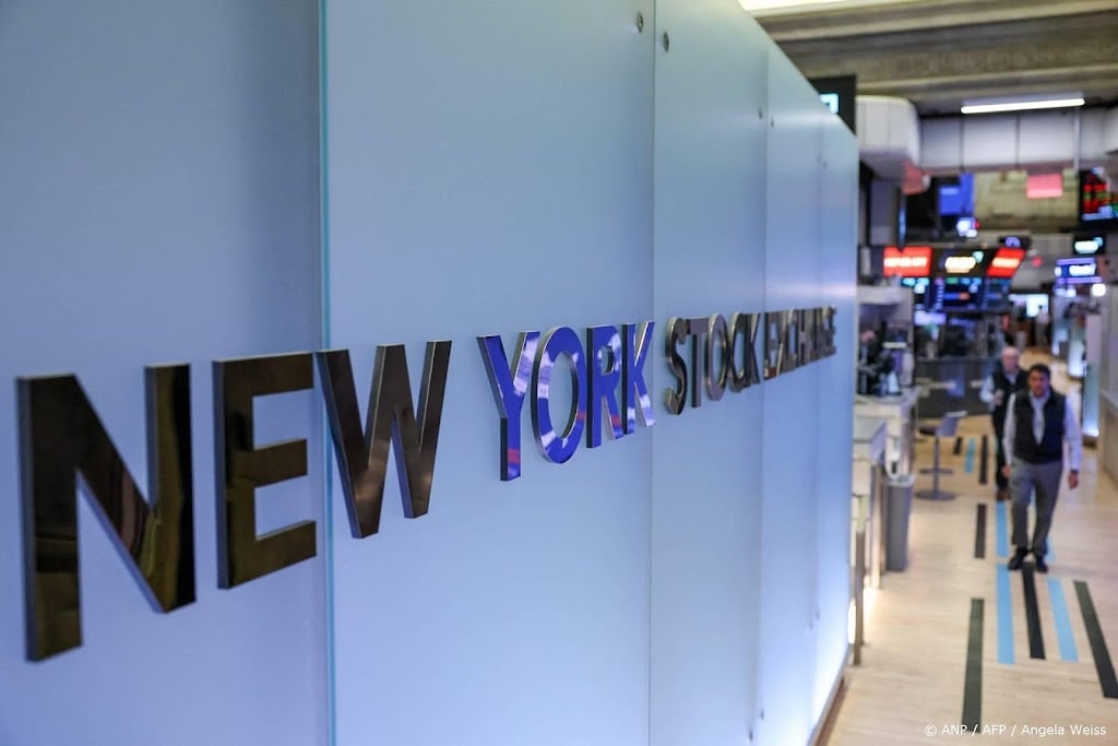 Wall Street sluit gemengd na nieuwe dreigementen Trump aan Iran